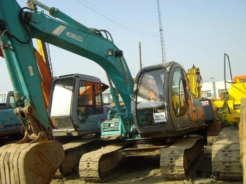 挖掘機陷車，你需要了解以下方法